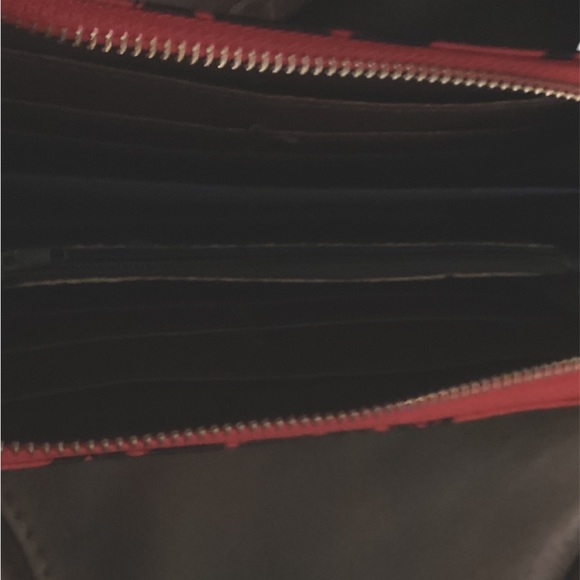 Victoria Secret Wallet - Picture 6 of 6